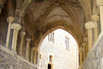 Průjezd na horní nádvoří hradu (© Miroslav BITTER 10/2007)