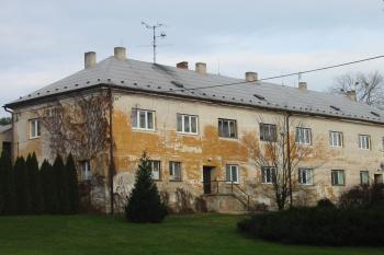 celkový pohled od jz. (© D Dohňanský, 12/2014)