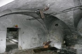 klenutí místnosti v severním sousedství průjezdu zámecké brány ( © Jan P. Štěpánek 12/2008)