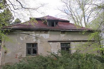 jižní strana zámku (© D Dohňanský, 05/2017)
