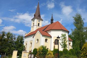 Pohled na kostel sv. Jakuba Staršího (© Ivo Rozehnal  05/2024)