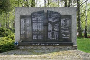 Na paměť padlým z Těšínska. ( © Miroslav BITTER 04/2008)