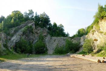 Chvalčov - panorama kamenolomu (© Karel Světlík, 07/2013)