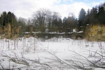 Zámek v Horních Lubech (© ivan chudoba 03/2006)