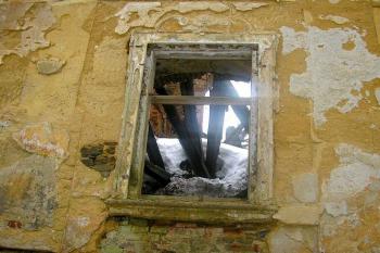 Zámek v Horních Lubech (© ivan chudoba 03/2006)