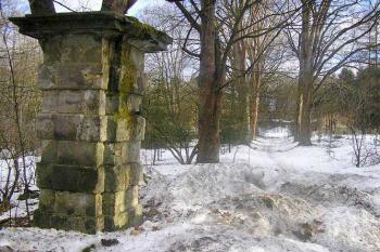 Zámek v Horních Lubech (© ivan chudoba 03/2006)
