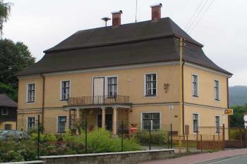 starý zámek (© jakub ivánek 2005)