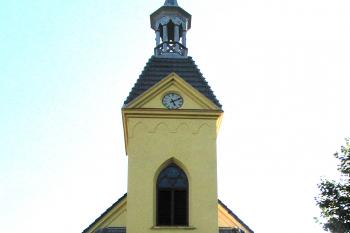 Kostel sv. Antonína Paduánského v Heřmanicích, místní části Jablonného v Podještědí (© Pavel Vítek 09/2019)