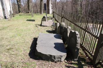 Symbolické pohřebiště padlých z I. světové války ( © Ivan Grisa 04/2010)