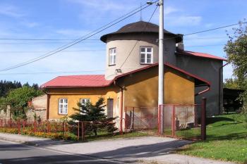 Larischovský letohrádek od východu ( © Jan P. Štěpánek 09/2007)