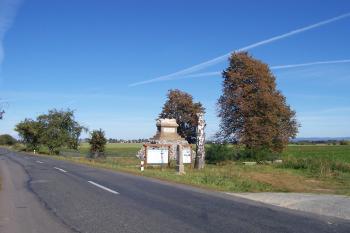 Mohyla u Tovačova - celkový pohled po rekonstrukci (© Ivo Rozehnal, 09/2011)
