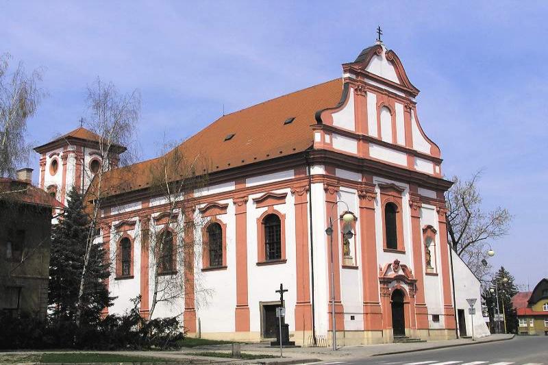 klášter piaristů s kostelem sv. Valentina