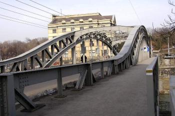 Sýkorův most - pohled z Moravské Ostravy ( © Jan P. Štěpánek 04/2006)