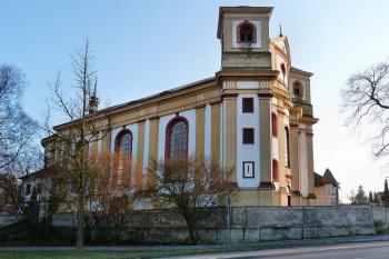 Kostel Nalezení svatého Kříže ( © František Kinař 05/2017)