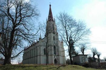 Celkový pohled na kostel ( © Aleš Marek 04/2006)