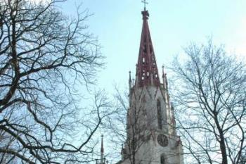 Kostel ( © Aleš Marek 04/2006)