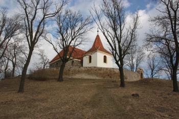 Kostel od jihozápadu ( © Ivan Grisa 02/2011)