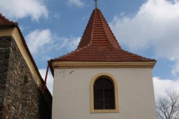 Zvonice od západu ( © Ivan Grisa 02/2011)