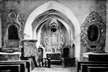 interiér kostela na počátku 20. století (© Antonín Podlaha: Soupis památek historických a uměleckých v Království Českém, sv. 24 Politický okres českobrodský, Archaelogická komise při České akademii císaře Františka Josefa pro vědy, slovesnost a umění, Praha 1907)