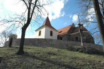 Pohled ze schodů ( © Aleš Marek 04/2006)