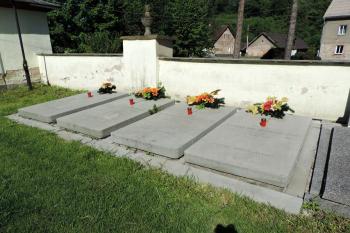 restaurované náhrobní desky rodu Künburgů a Spens - Boodenů ( © Jan P. Štěpánek 05/2014)