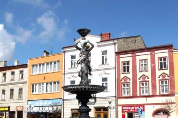 Celkový pohled na kašnu (© Miroslav BITTER 04/2006)
