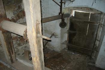 Ineriéry hospodářských budov (© Jaroslav Šefčík, 03/2009)