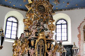 oltář kaple Matky Boží ( © Pavel Zany Komárek 7.5. 2005)