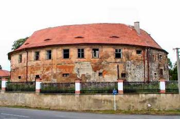 celkový pohled ( © Pavel Zany Komárek 9.6.2002)