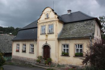 Grosovsko (dům čp. 262): hlavní průčelí ( © Ivan Grisa 09/2010)