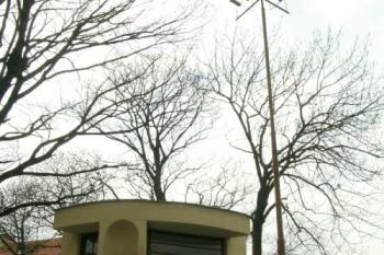 Památník Prokopa Diviše (© Hana Kubikova 04/2006)