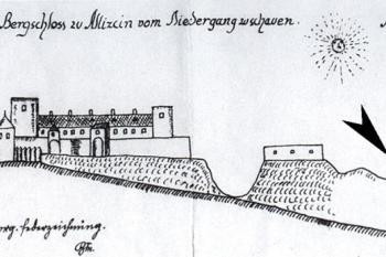 Kříž je zakreslen na mnohých vyobrazení hradu Starý Jičín (obrázek – veduta hradu Starý Jičín podle předlohy z roku 1671) ( © Šlechtická sídla na Novojičínsku (J. Tichánek, 2003))
