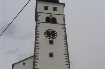Původní věž hradu s přistavěnou zvonicí ( © Ivo Rozehnal 03/2019)