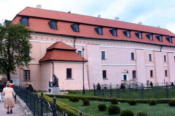 pohled od východu ( © Pavel Zany Komárek 8.5. 2005)