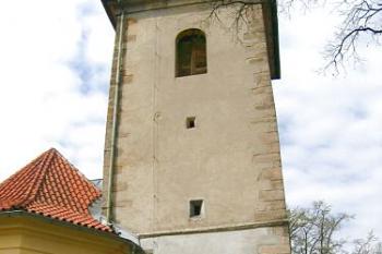 Gotická věž kostela ( © Pavel Vítek 05/2006)
