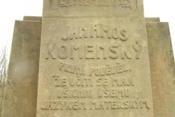 Pomník Jana Amose Komenského (© Hana Kubikova 05/2006)