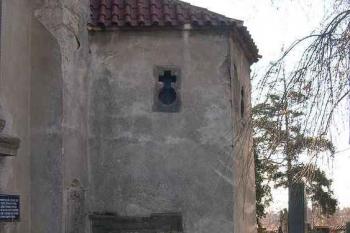 Přístavek na severní straně kostela (© Ivan Grisa, 03/2006)