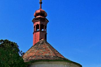 Kostel sv. Matouše ve Ctiněvsi ( © Pavel Vítek 04/2008)