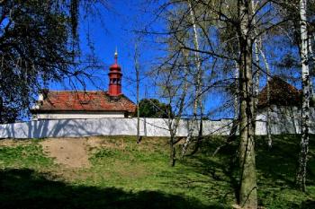 Kostel sv. Matouše ve Ctiněvsi ( © Pavel Vítek 04/2008)