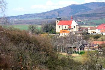 Pohled z Železného vrchu ( © Jiří Čížek 03/2007)