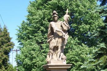 Vřesovice - zámek - socha sv.Floriána (© Ivo Rozehnal, 05/2012)