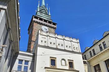 Celkový pohled na Zelenou bránu (© Jan P. Štěpánek  05/2024)