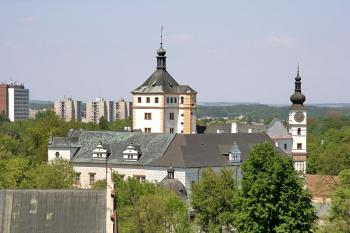 Pohled z věže ( © Luděk Pitter 05/2006)