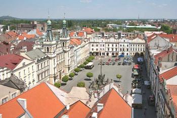 Pohled z věže ( © Luděk Pitter 05/2006)