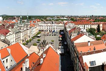 Pohled z věže ( © Luděk Pitter 05/2006)