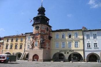 Celkový pohled na radnici ( © Pavel Vítek 05/2006)