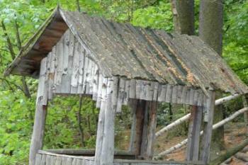 Altánek nad jezírkem ( © Aleš Marek 05/2006)