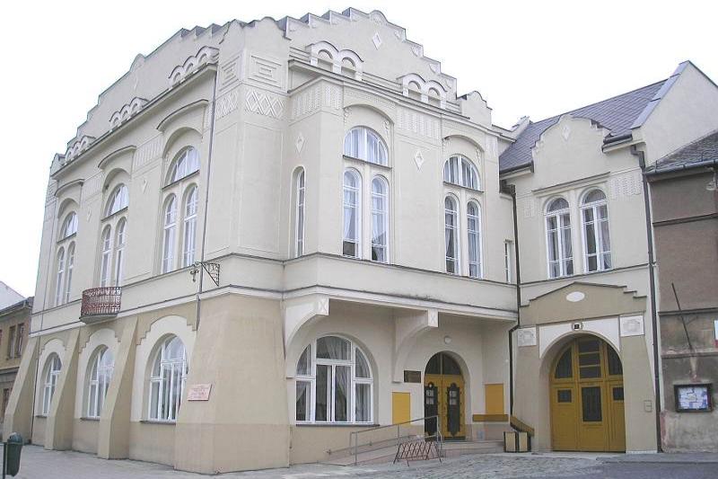 Okresní dům