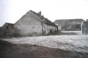 stav Kdanského dvora (č.p.4) v roce 1990 ( © Zdeněk Štěpánek,1990)