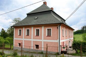 Od jihozápadu ( © Luděk Pitter 06/2006)